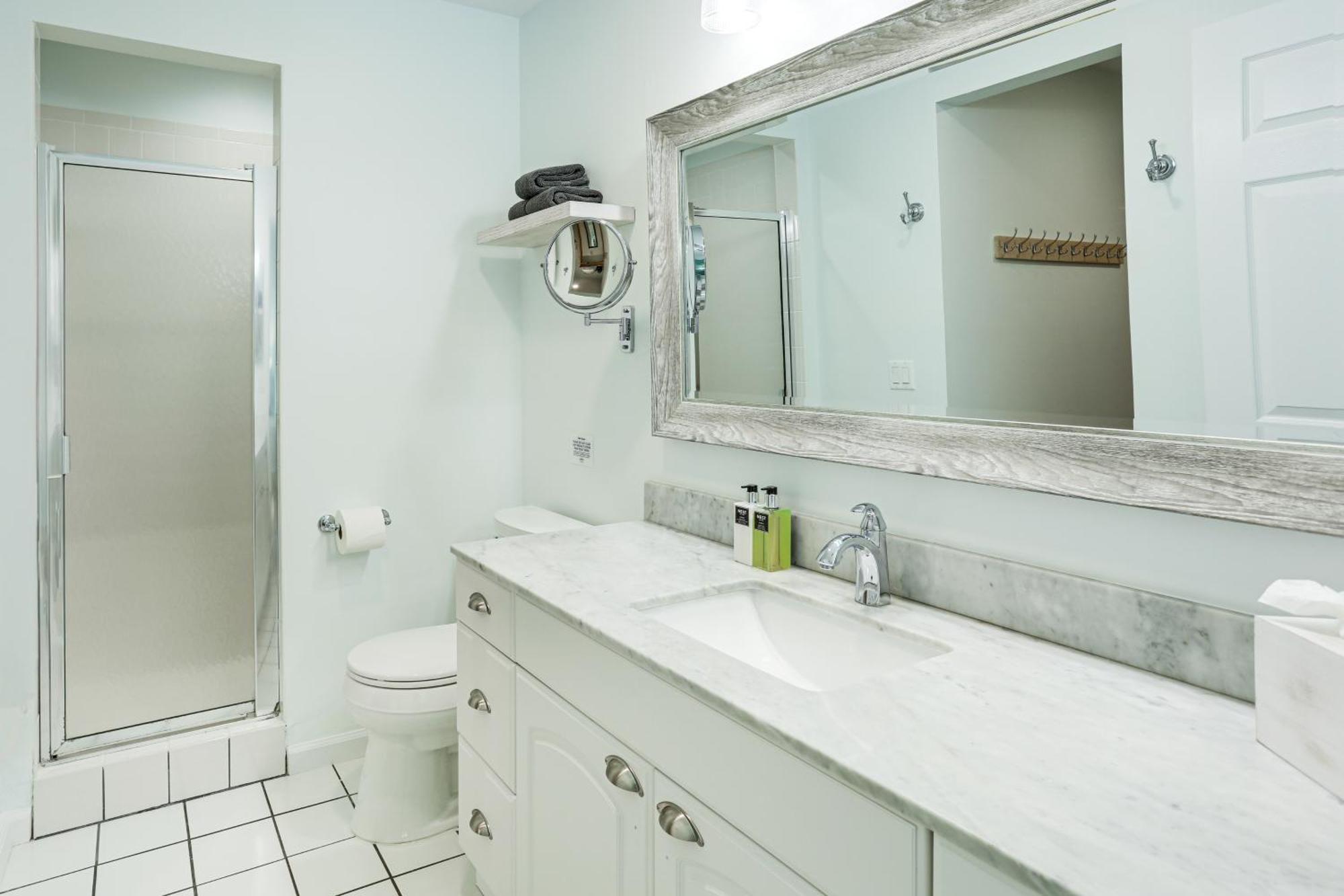 Coastal Villa With Private Yard And Heated Pool! North Palm Beach Exterior photo